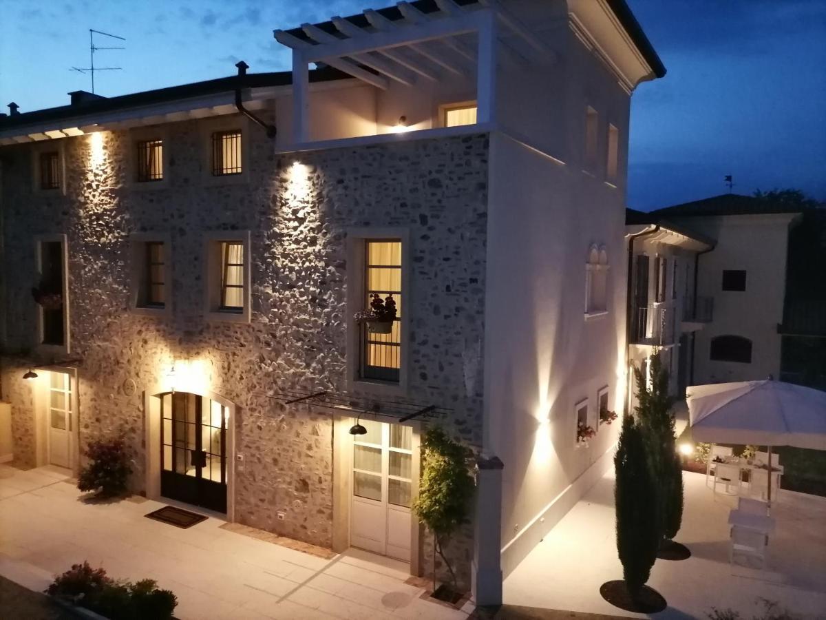 Relais Ca' Morenica Валеджо-суль-Мінчо Екстер'єр фото