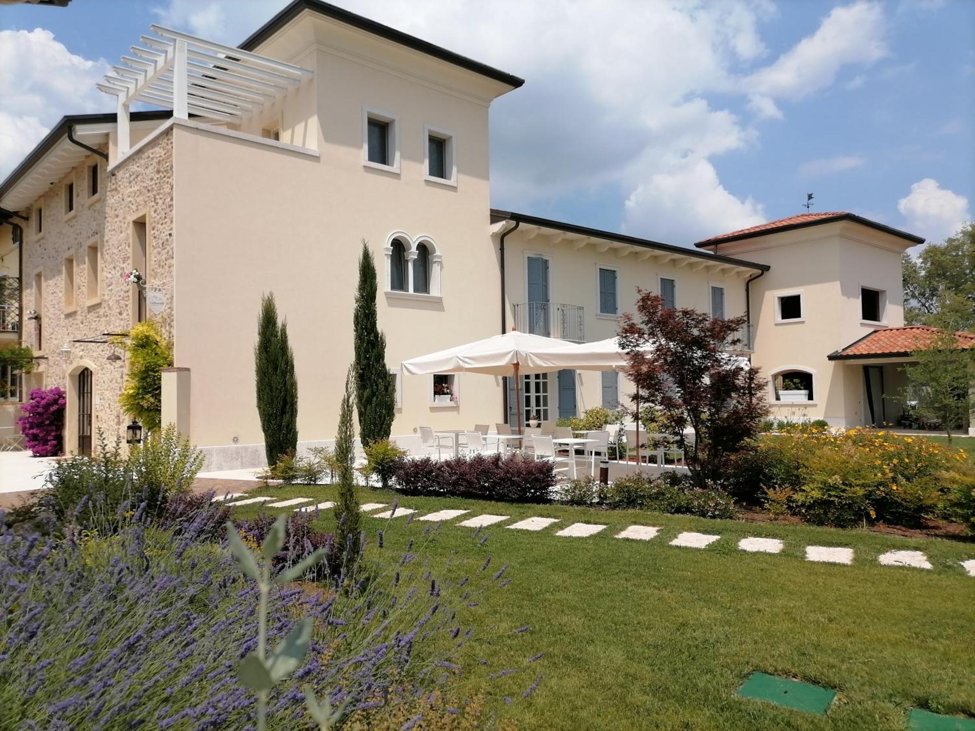Relais Ca' Morenica Валеджо-суль-Мінчо Екстер'єр фото